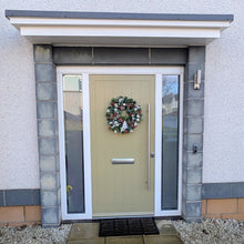 Load image into Gallery viewer, Vintage Christmas - Large Christmas Artificial Flower Wreath