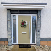 Load image into Gallery viewer, Very Merry - Large Christmas Artificial Flower Wreath
