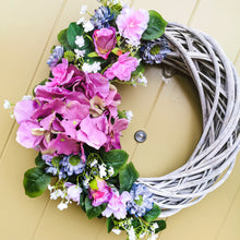 Load image into Gallery viewer, Partridge Blooms artificial spring wreaths made in Glasgow, Scotland
